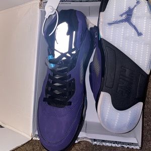 Alternate grape brand new Jordan 5